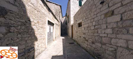 Celozaslonska prostorska slika - FULL SCREEN VR panorama