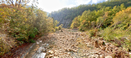 Celozaslonska prostorska slika - FULL SCREEN VR panorama