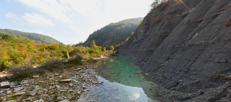 Celozaslonska prostorska slika - FULL SCREEN VR panorama