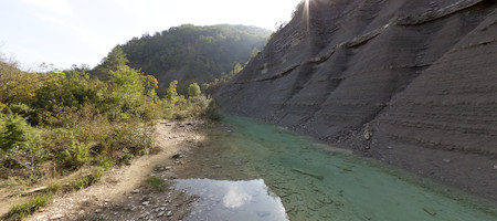 Celozaslonska prostorska slika - FULL SCREEN VR panorama