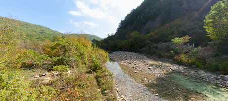 Celozaslonska prostorska slika - FULL SCREEN VR panorama