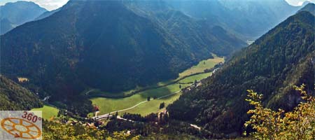 Celozaslonska prostorska slika - FULL SCREEN VR panorama