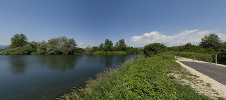 Celozaslonska prostorska slika - FULL SCREEN VR panorama