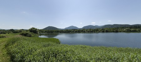Celozaslonska prostorska slika - FULL SCREEN VR panorama