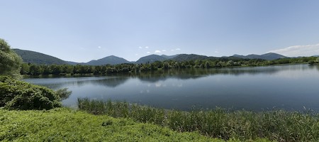Celozaslonska prostorska slika - FULL SCREEN VR panorama