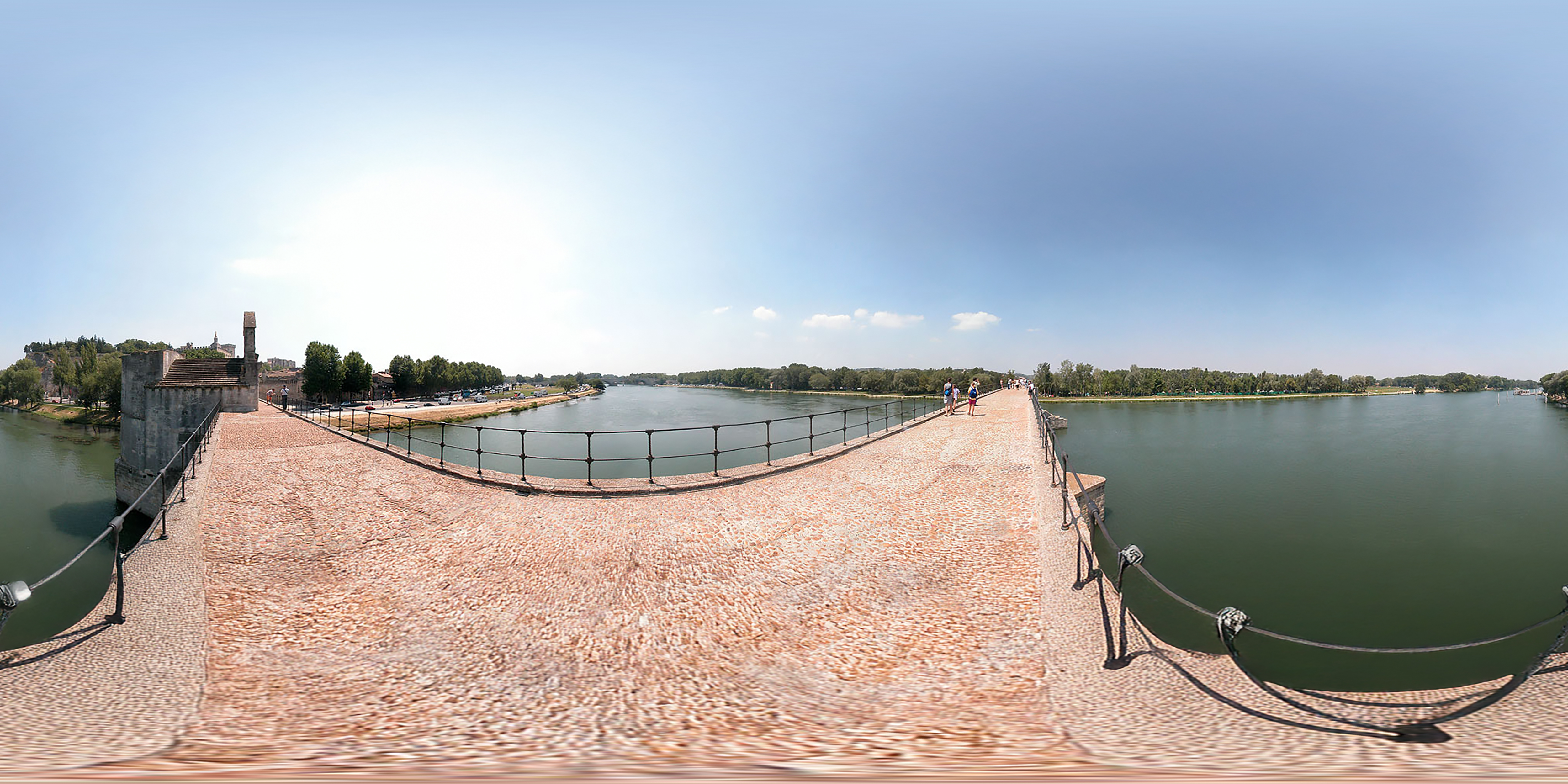 Pont St-Benezet bridge